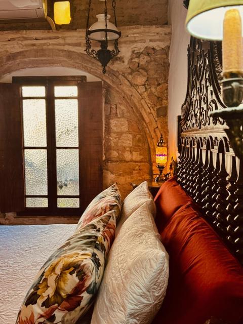 Oliva Courtyard Guesthouse Ngoại thất bức ảnh