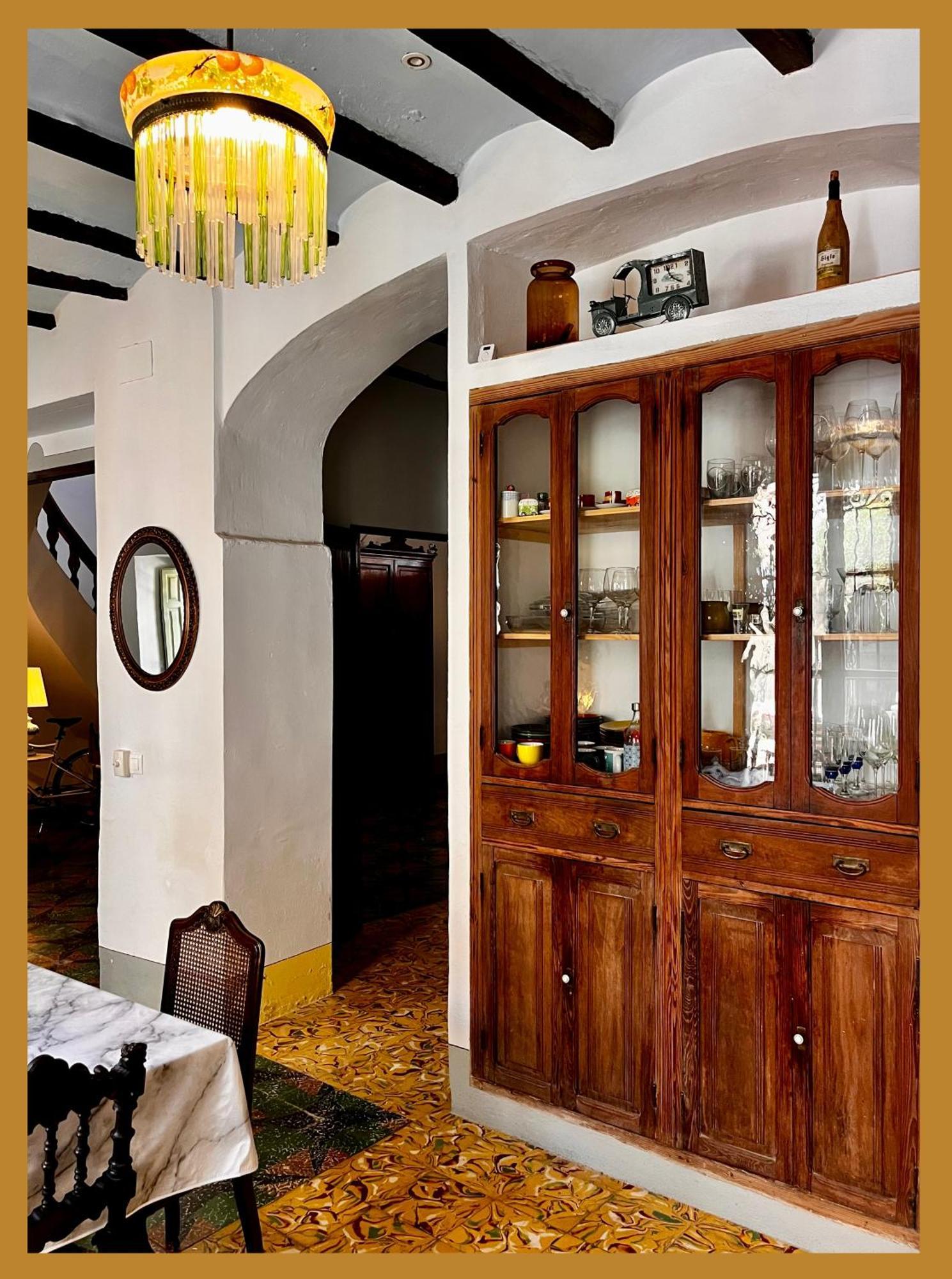 Oliva Courtyard Guesthouse Ngoại thất bức ảnh